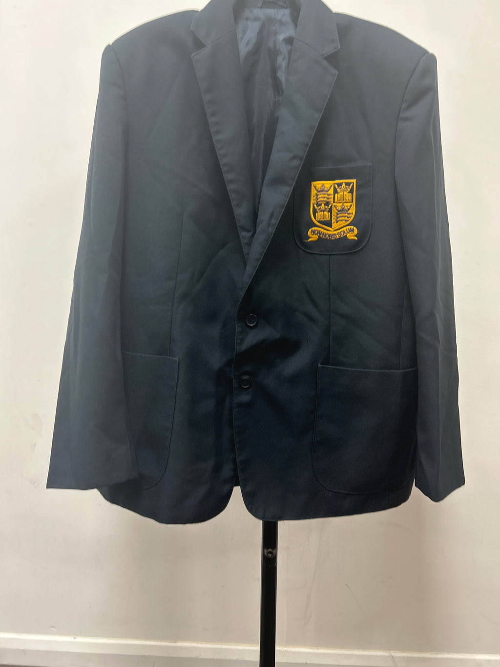 PL EDMONTON COUNTY BOYS BLAZER SIZE 42